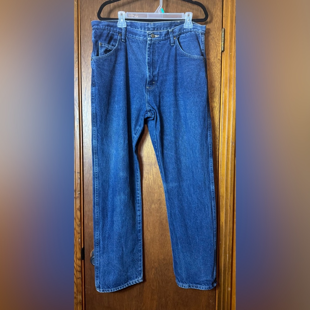 Wrangler Men's Deep Blue‎ Straight Jeans 38x32
